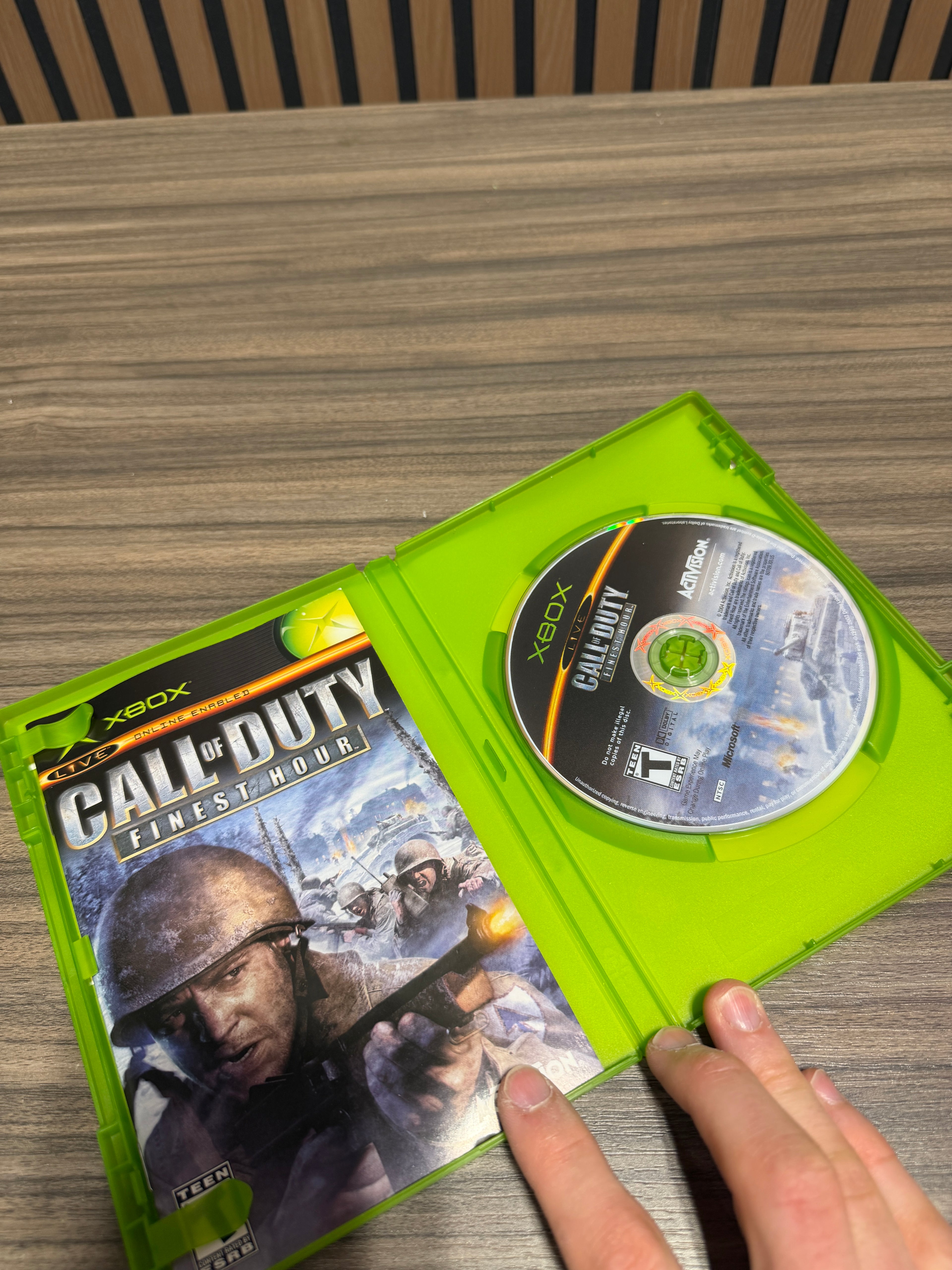 Call of Duty Finest Hour (Original Xbox) Black Label CIB COMPLETE