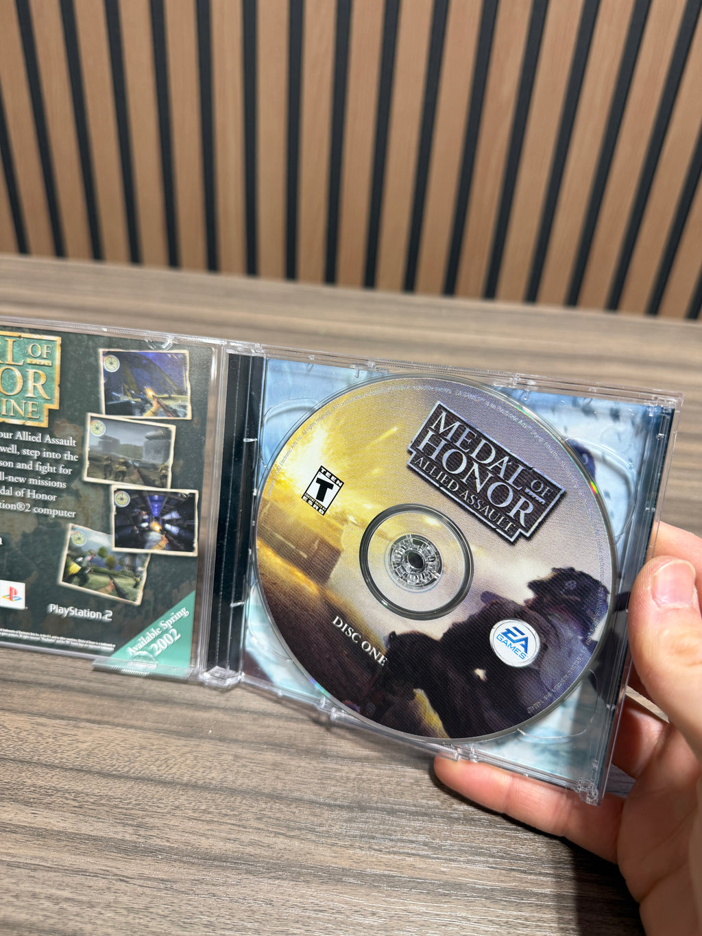 Medal of Honor✨Allied Assault✨PC 2 Disc Set ✨Video Game Disc 1 & 2✨2002 EA Games
