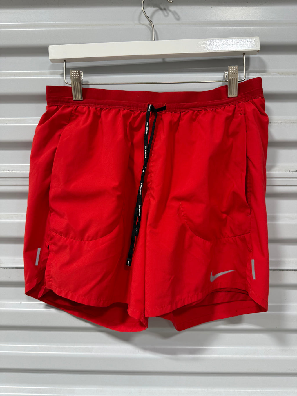 Nike Dri Fit Shorts Red Sz M