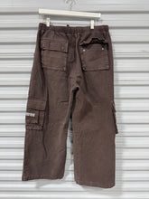 Load image into Gallery viewer, TMLSSFRVR Parachute Cargo Pants Sz M
