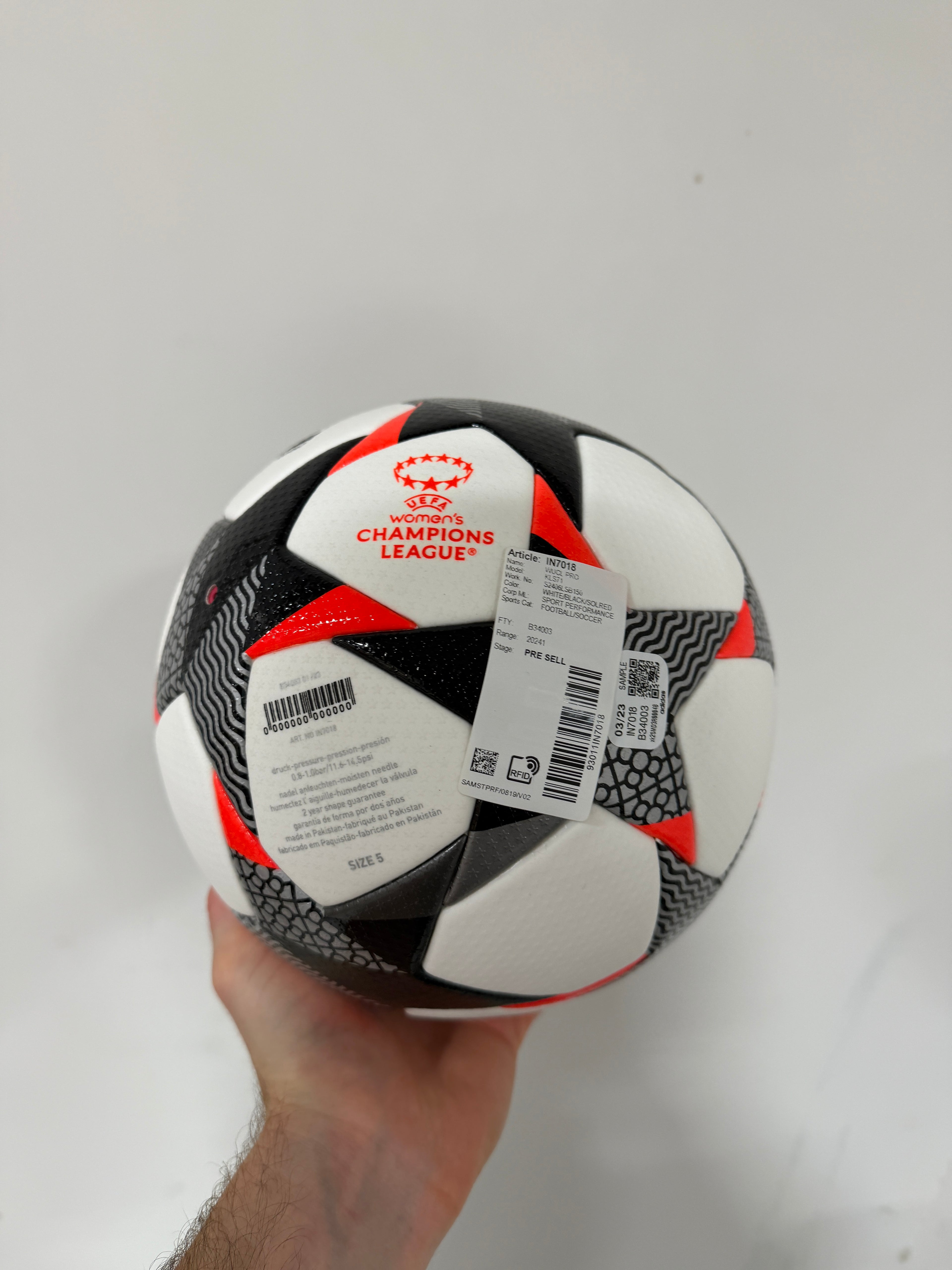 adidas UWCL Pro 23/24 Knockout Ball sz 5