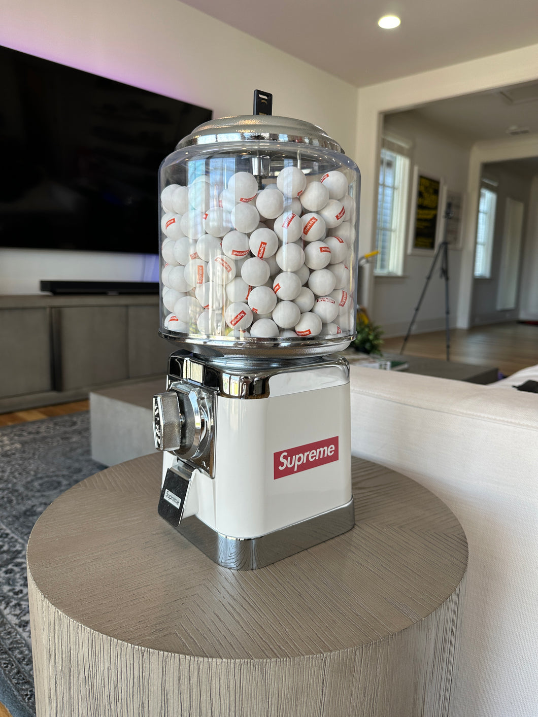 Supreme Beaver Gumball Machine