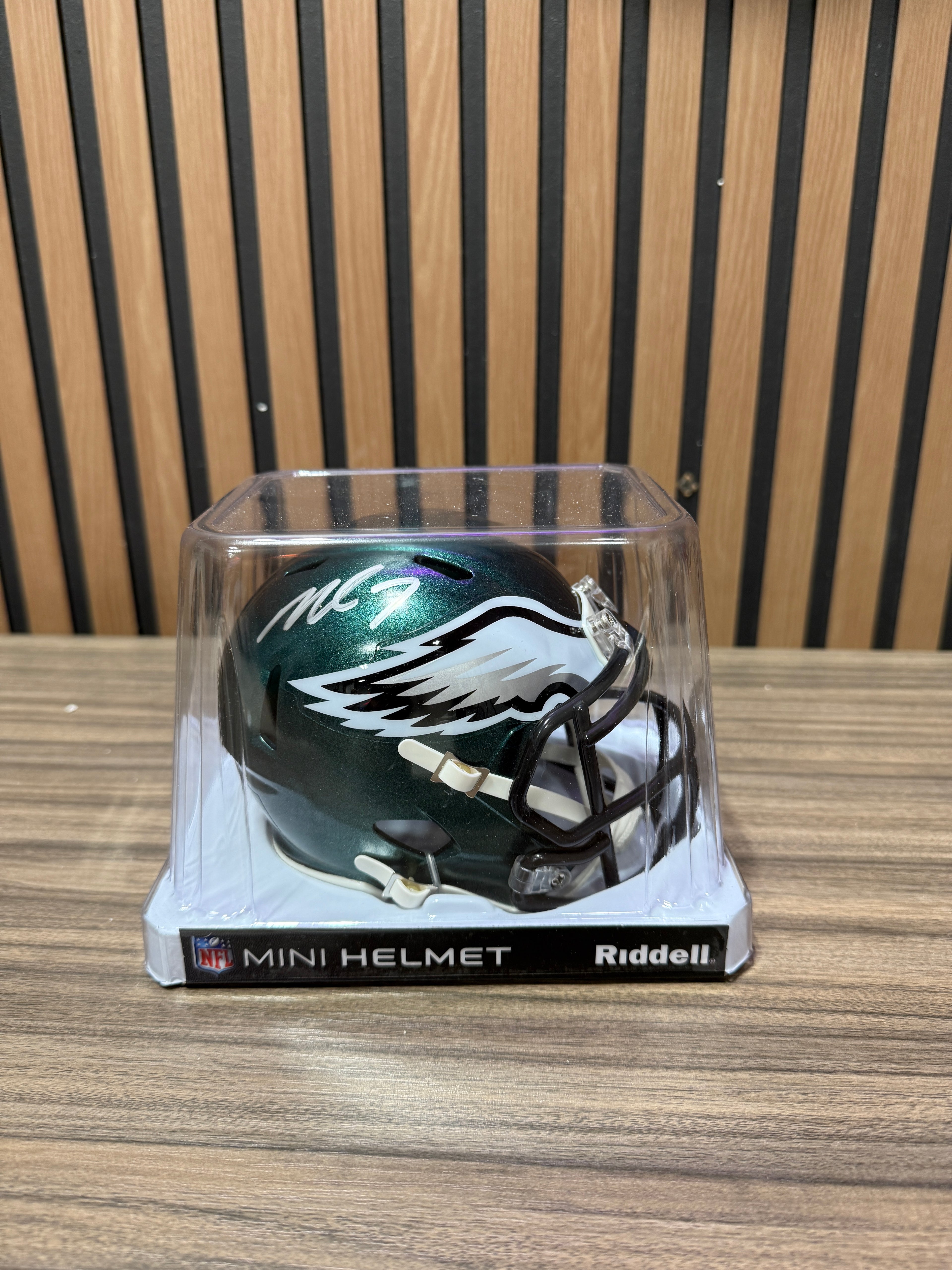 Michael Vick Signed Philadelphia Eagles Mini Replica Green Football Helmet