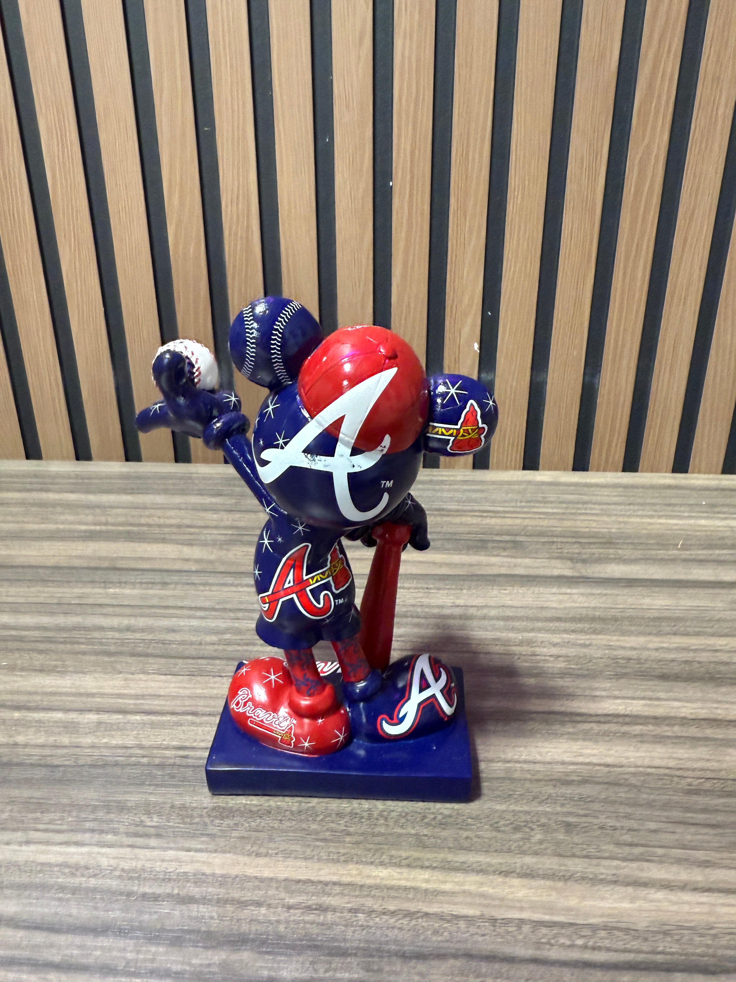 2010 Disney MLB Mickey Mouse All Stars Atlanta Braves Figurine Forever
