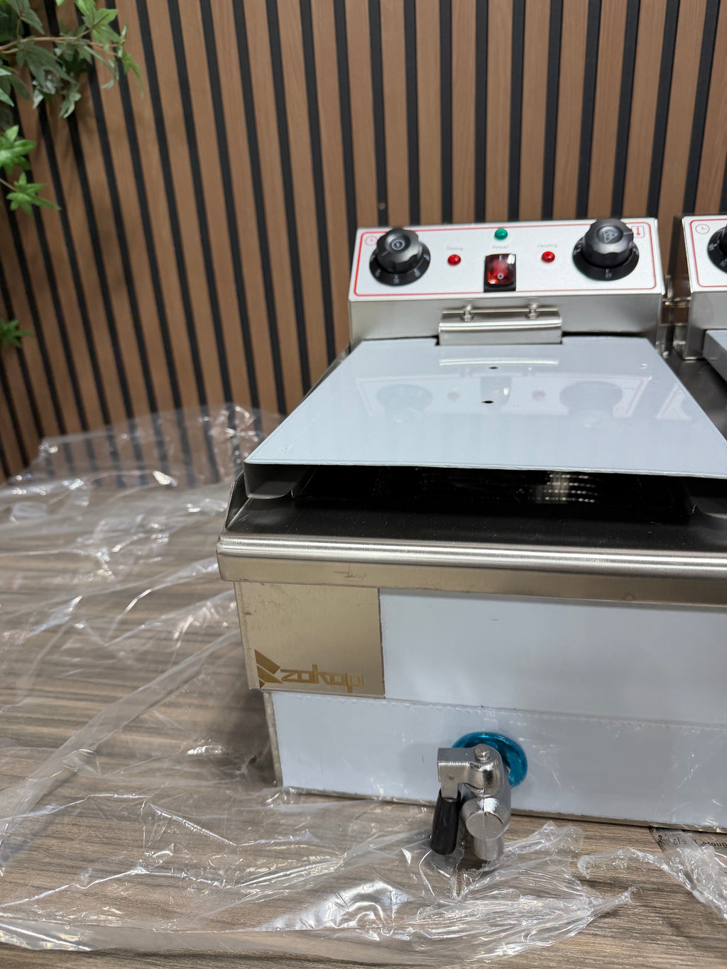 Zokop 16L Electric Deep Fryer, 3400W MAX 110V Stainless Steel Faucet Double Tank Deep Fryer with Timers and Professional Heating Element, Total Capacity 24.9QT/23.6L