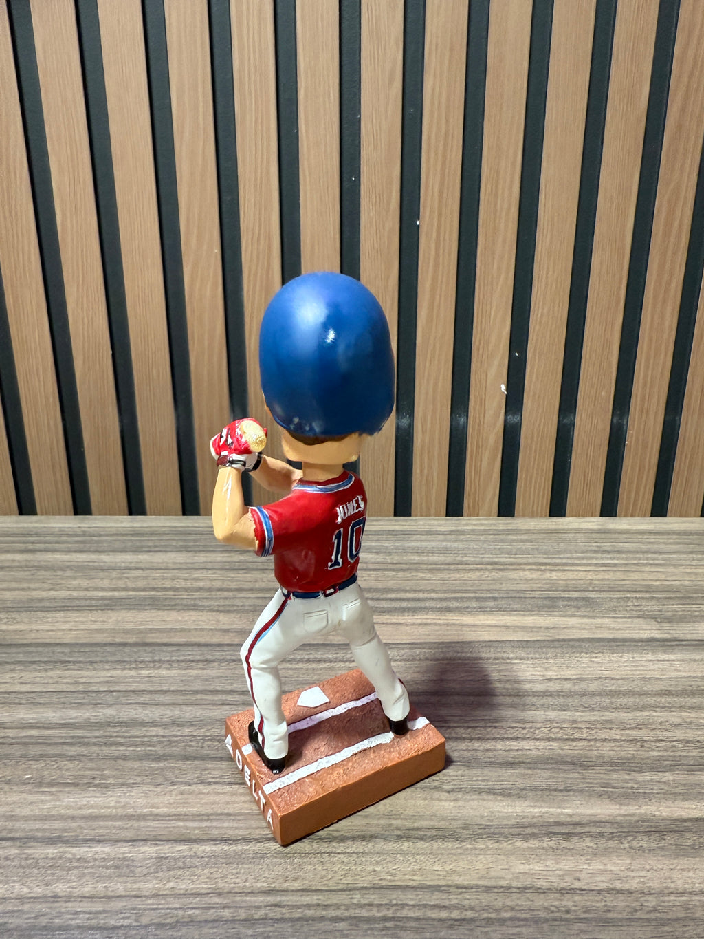 chipper Jones Braves Bobblehead No Bat