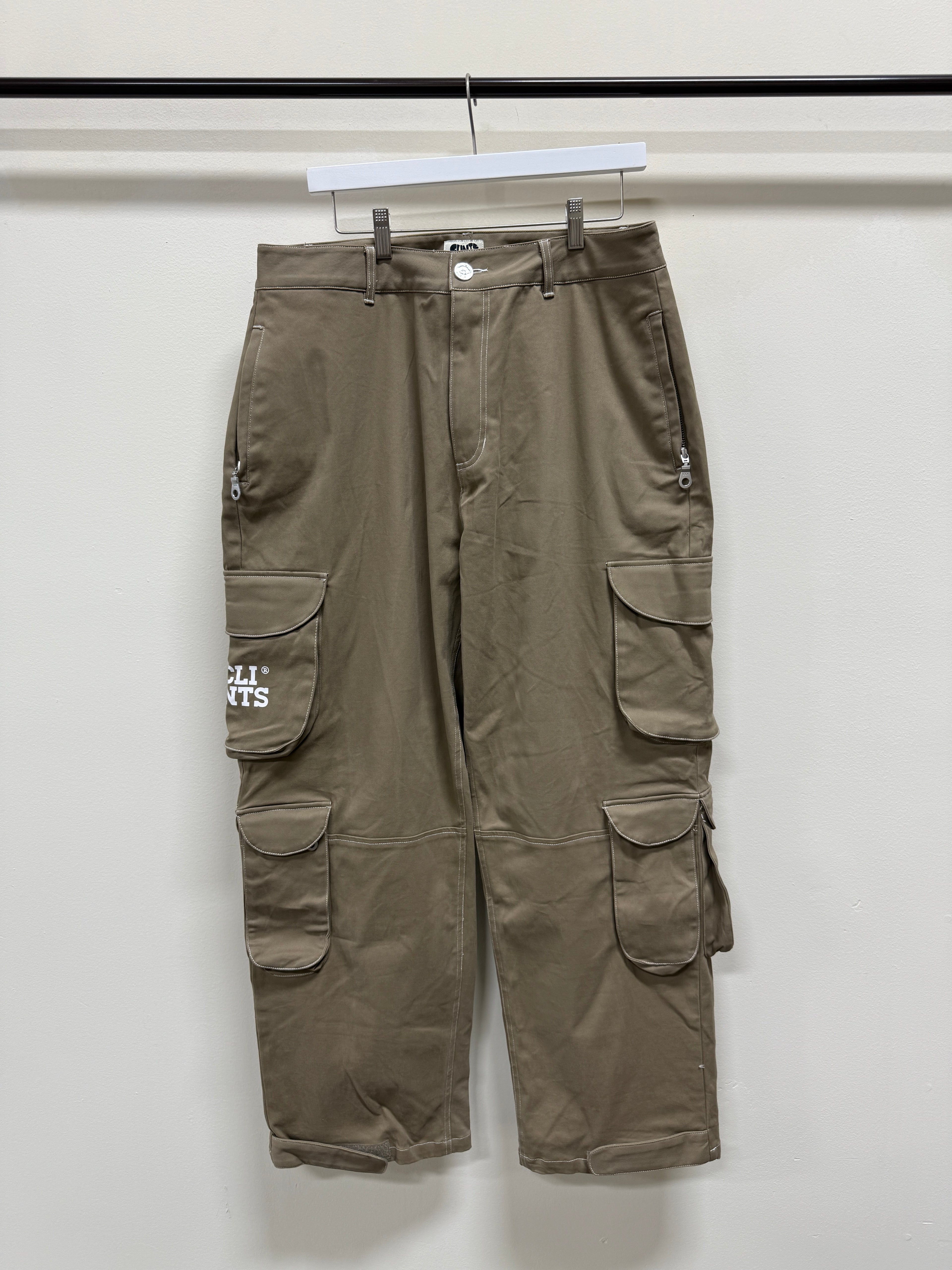 Clints pants Sz L