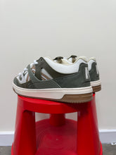 Load image into Gallery viewer, Represent Bully Sneaker Sz 11.5
