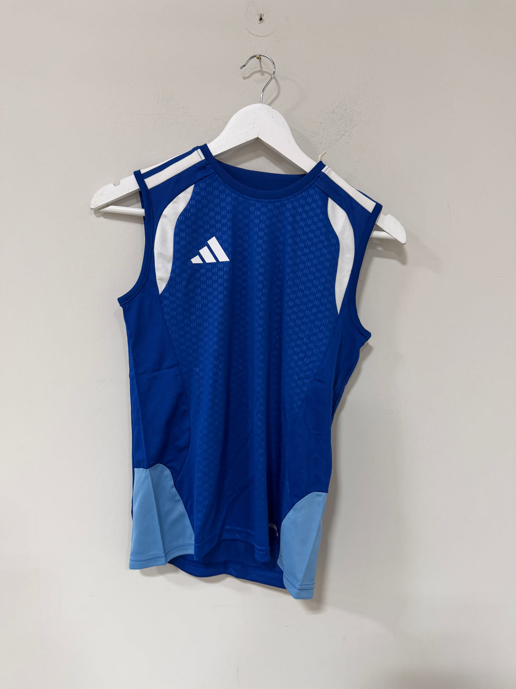 Adidas Tiro 26 Sleeveless Jersey Womens Size Small