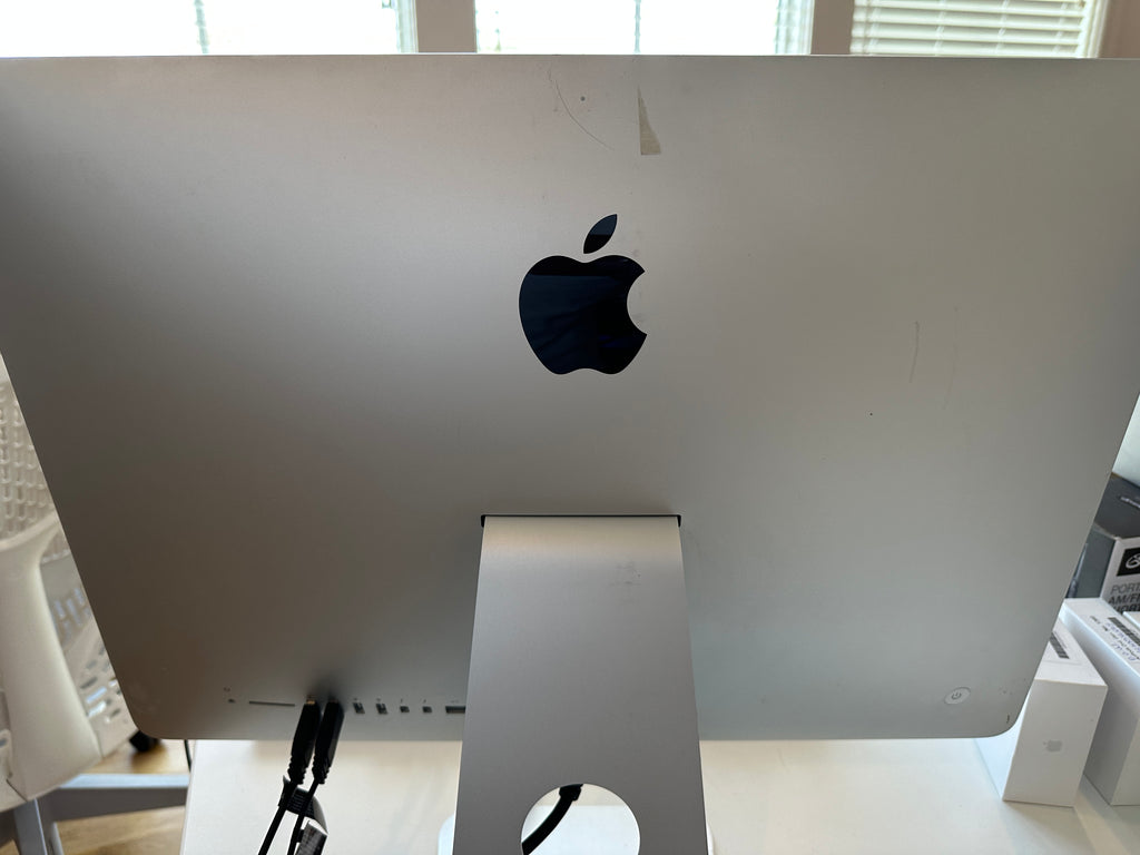 iMac CORE i3 ULTRA SLIM BODY 21.5"