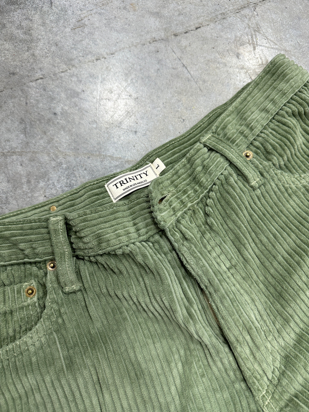 Trinity Corduroy Pants Sz L