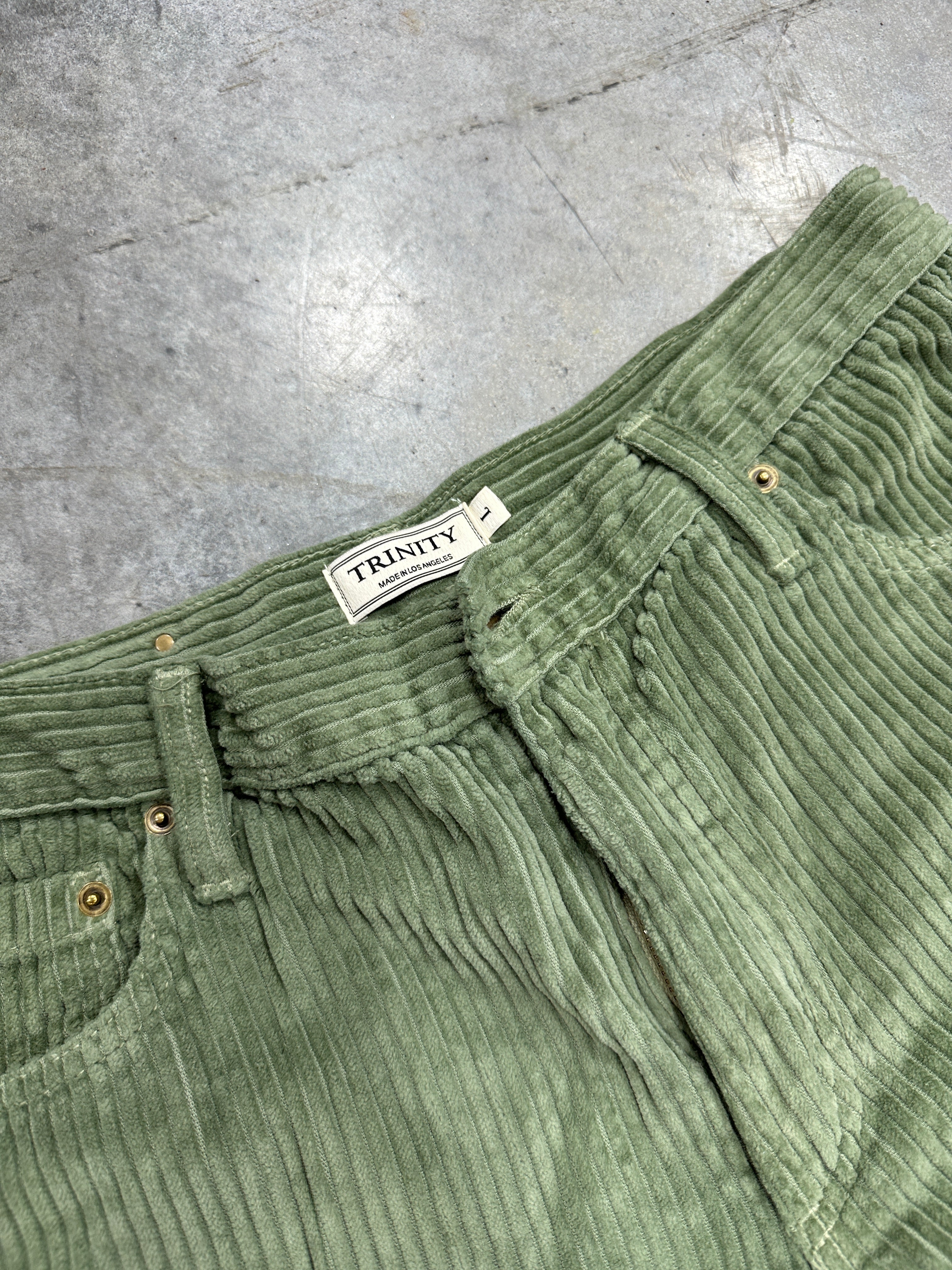 Trinity Corduroy Pants Sz L