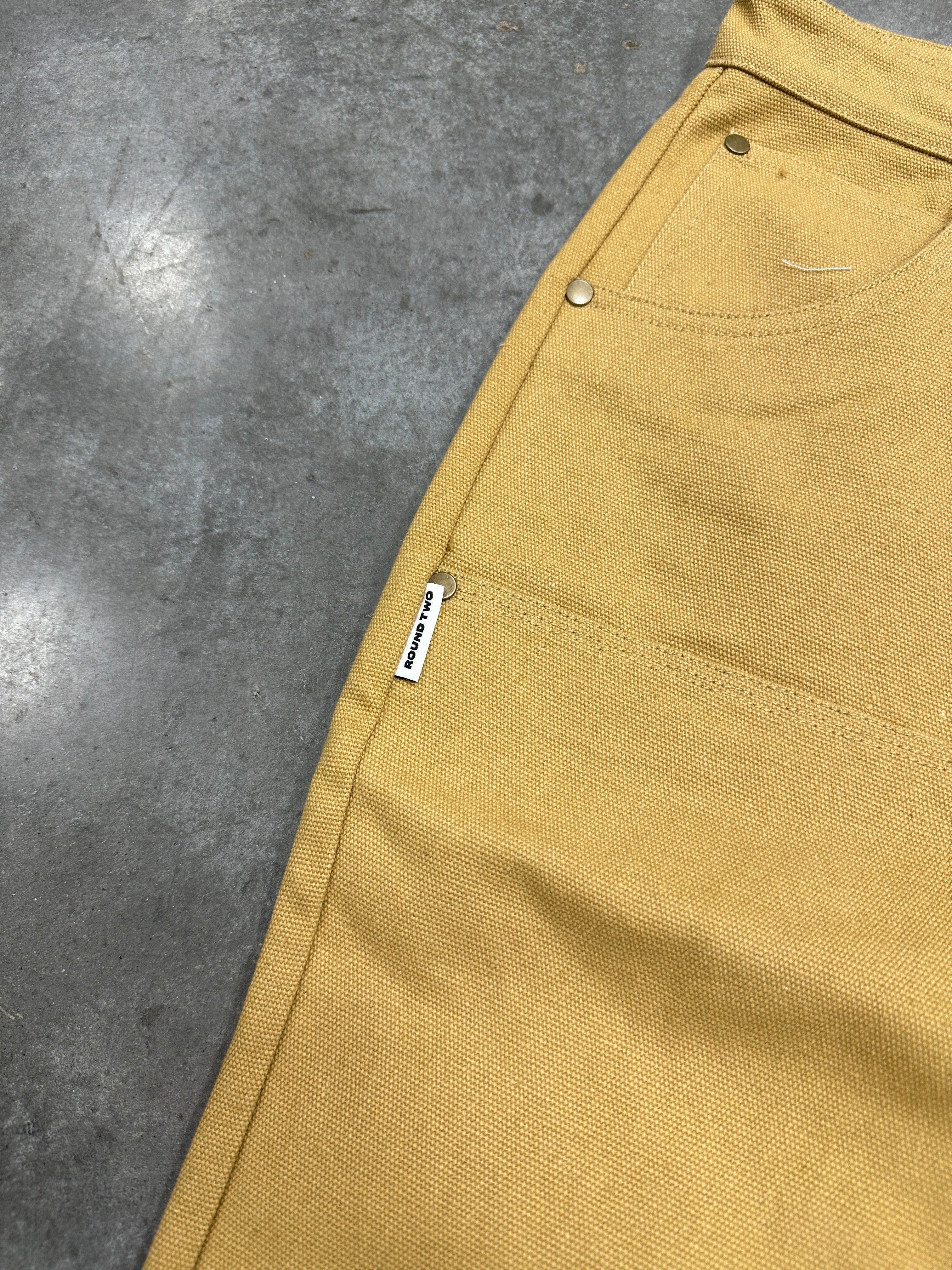 Round Two Carpenter Shorts Sz 32