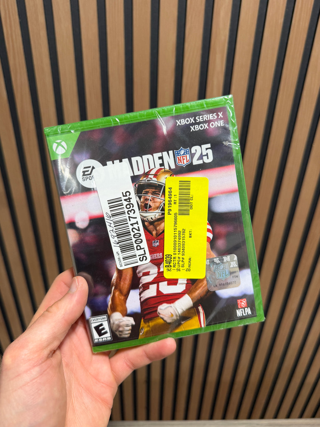 Madden NFL 25 - Xbox Series X