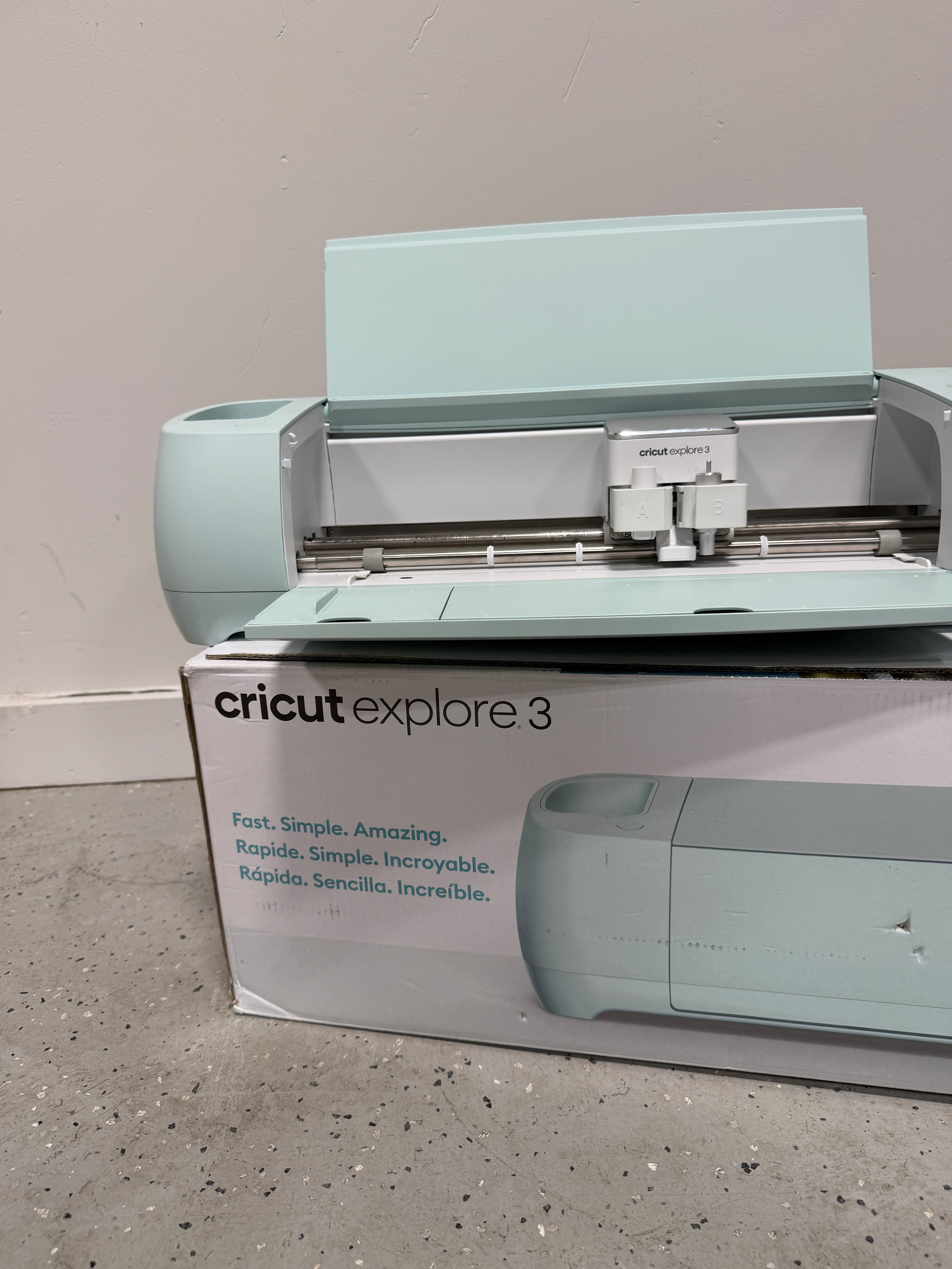 Cricut Explore 3 Die Cutting Machine for Crafts