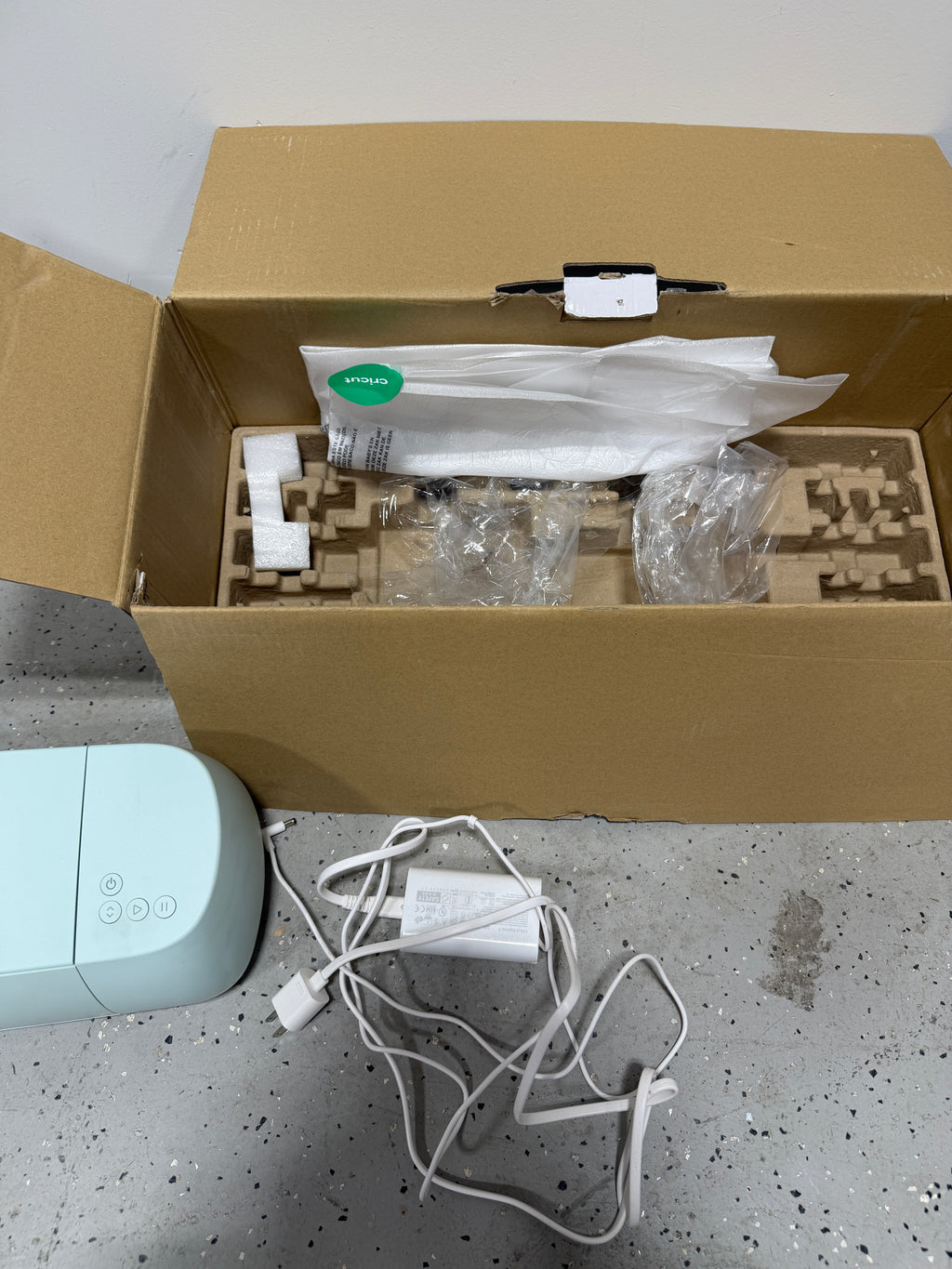 Cricut Explore 3 Die Cutting Machine for Crafts