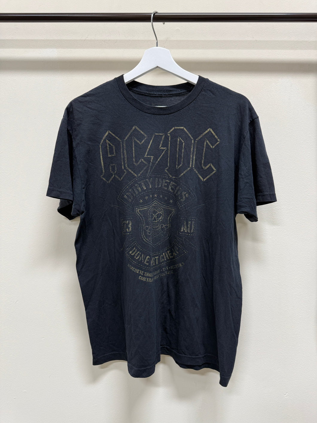 AC/DC Dirty Deeds Done Dirt Cheap Shirt Sz L