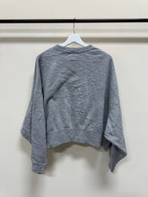 Load image into Gallery viewer, Womens Nike Crewneck Sz M
