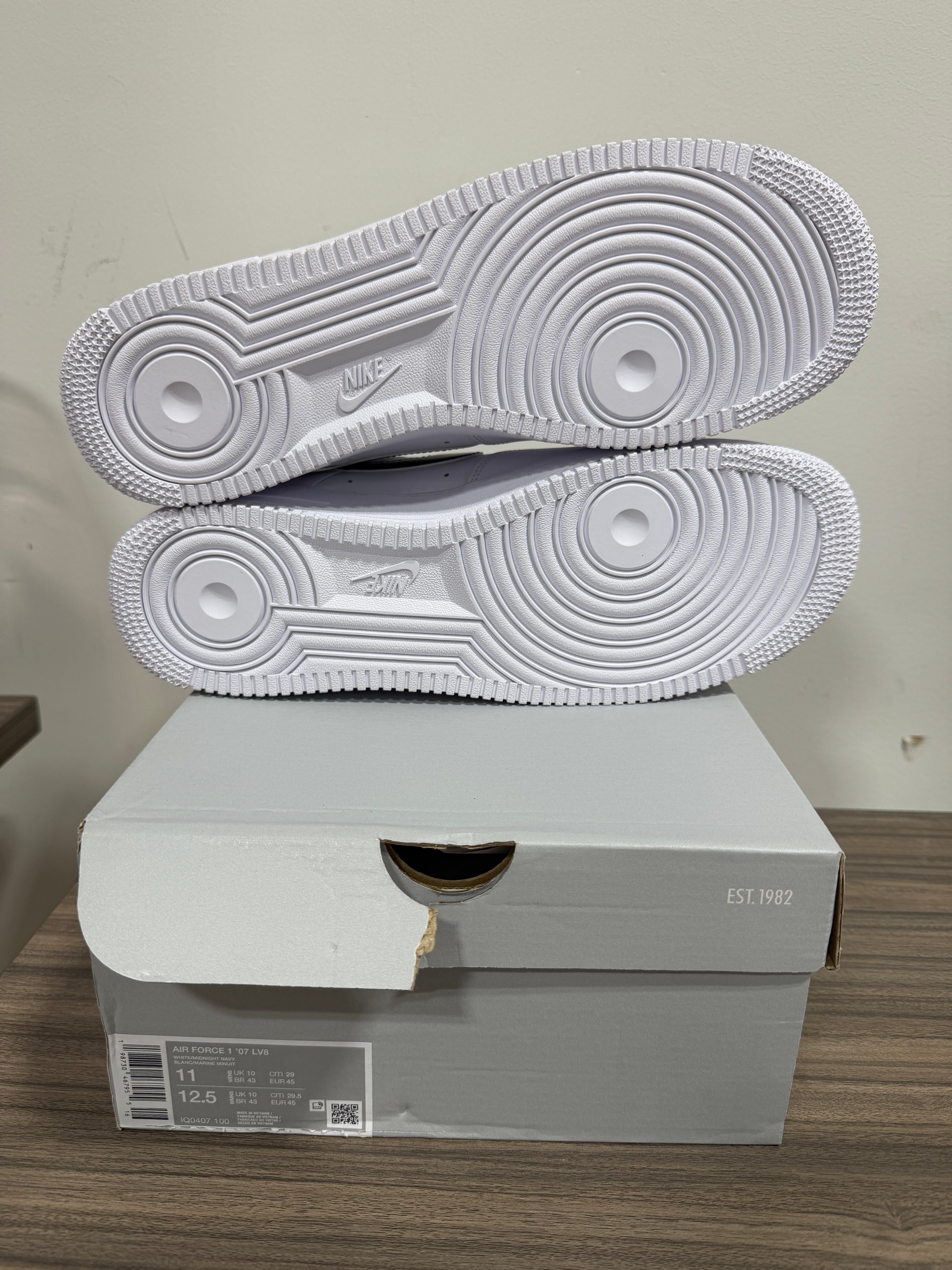 Nike Air Force 1 '07 LV8 'USA'