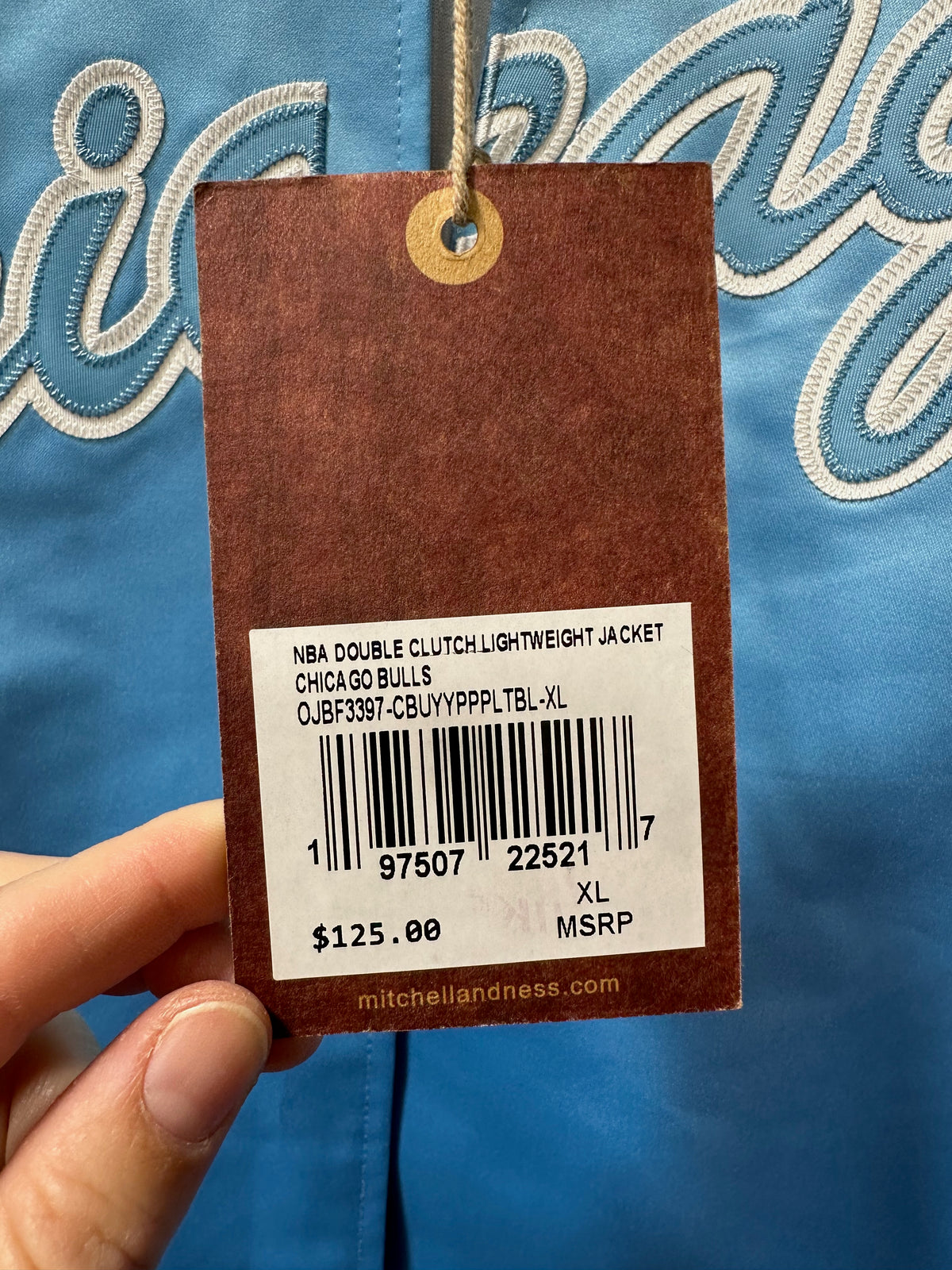 New with tag  Mitchell & Ness Men's Light Blue Chicago Bulls Double Clutch Lightweight Satin Jacket sz XL