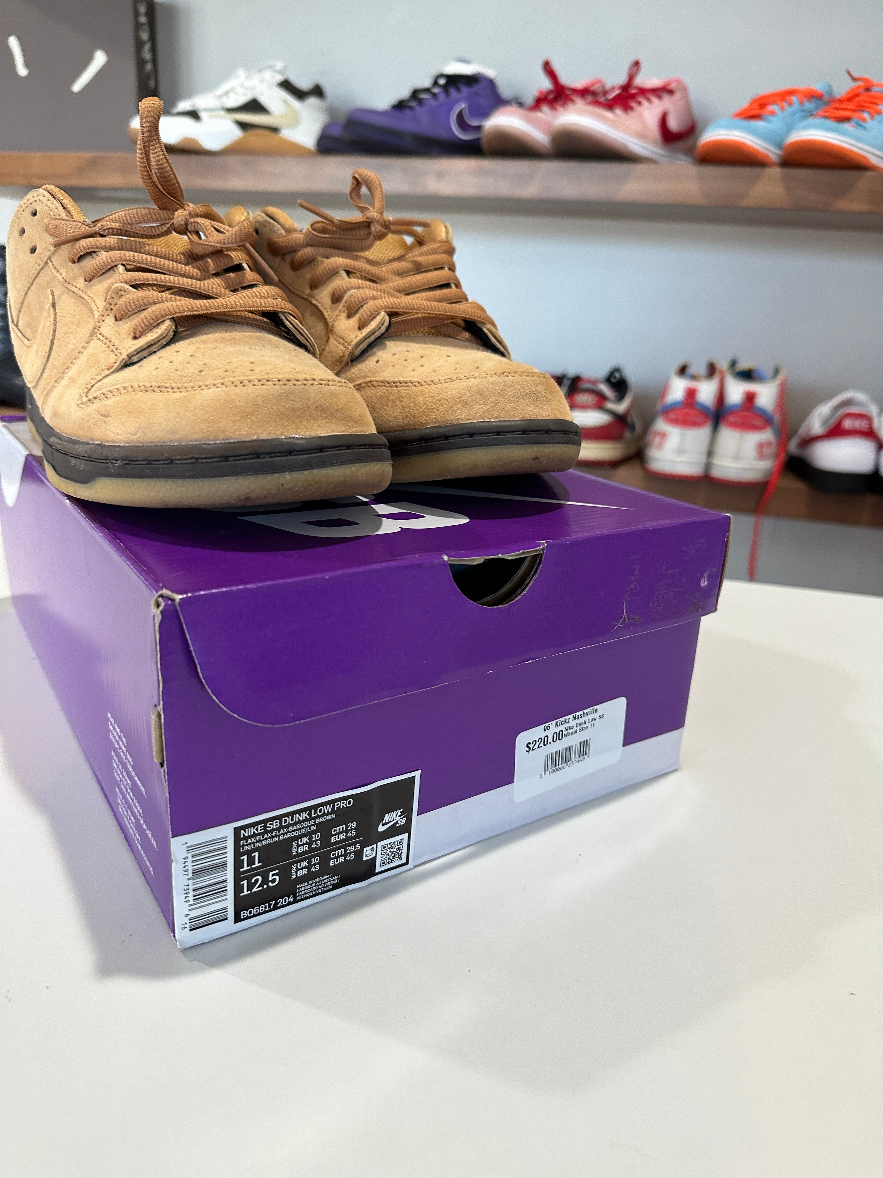 Nike SB Dunk Low Wheat Sz 11