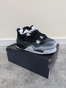 Jordan 4 Retro Fear (2024) Sz 11 (Damaged Box)