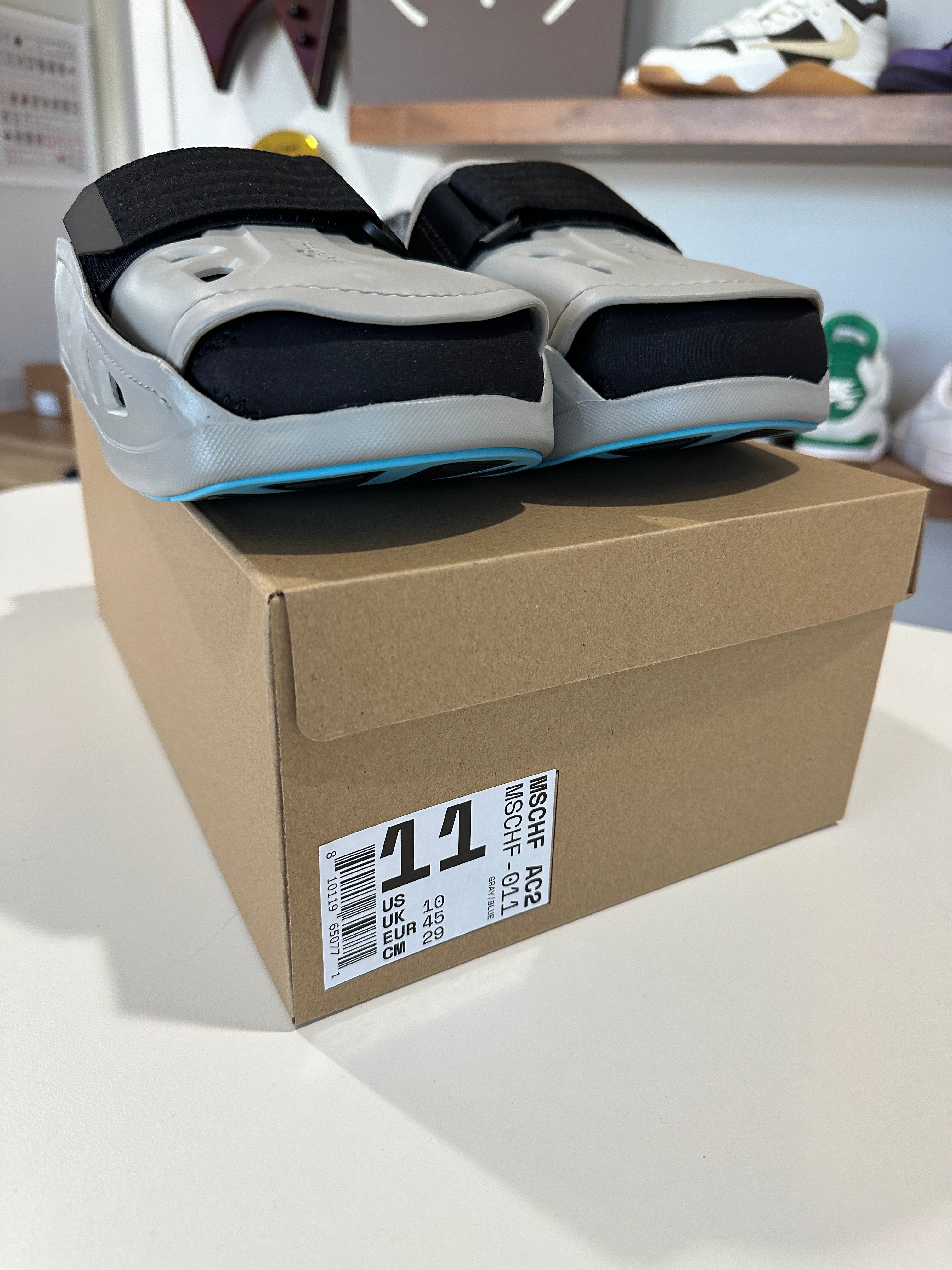 MSCHF AC.2 Sz 11