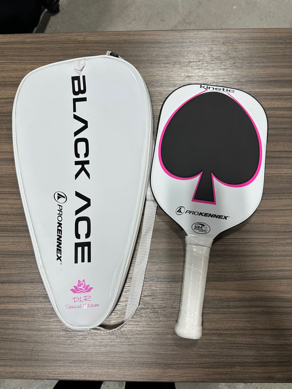 NEW ProKennex Black Ace LG DLR Special Edition Pickleball Paddle and case