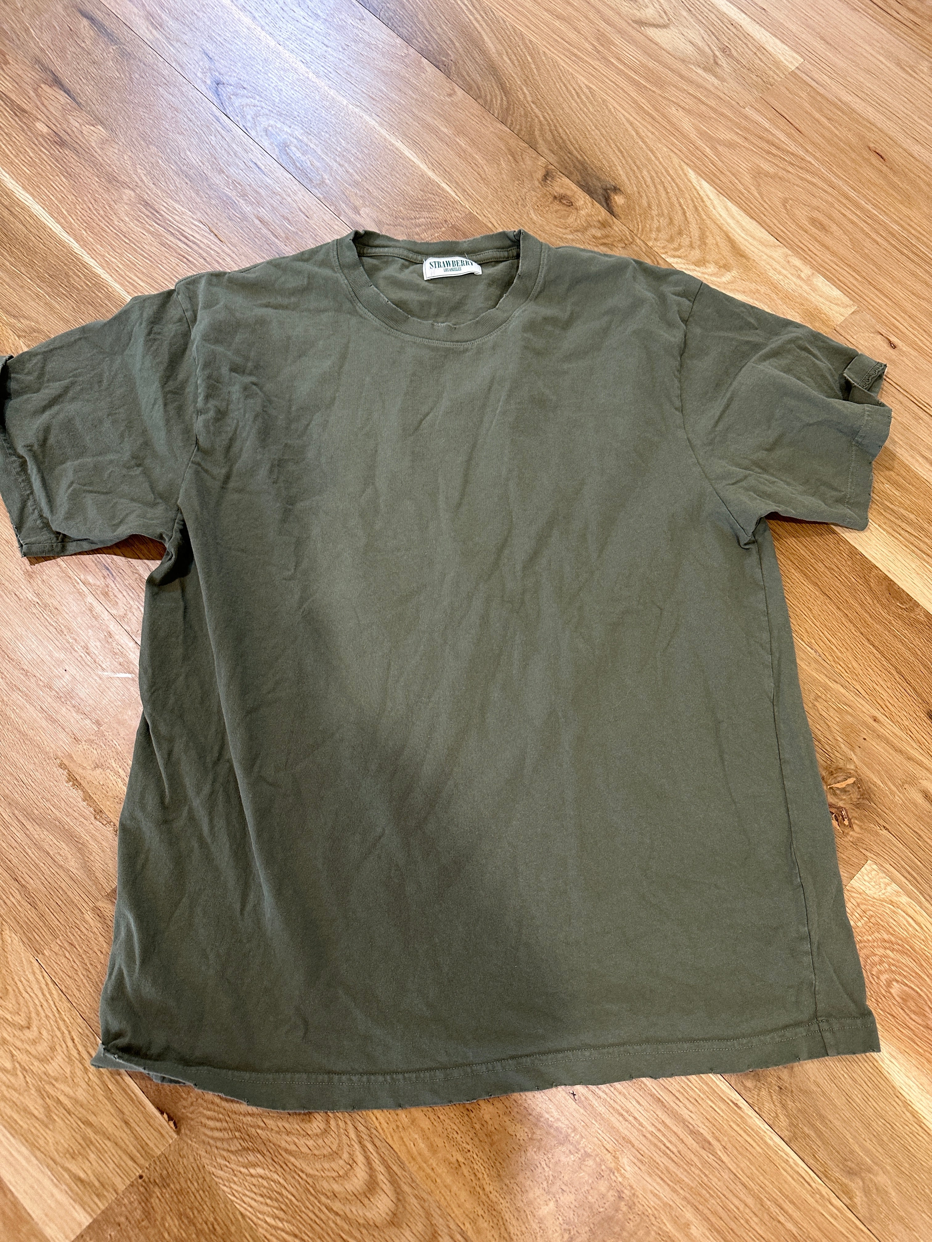 Strawberry James T-shirt Sz XL