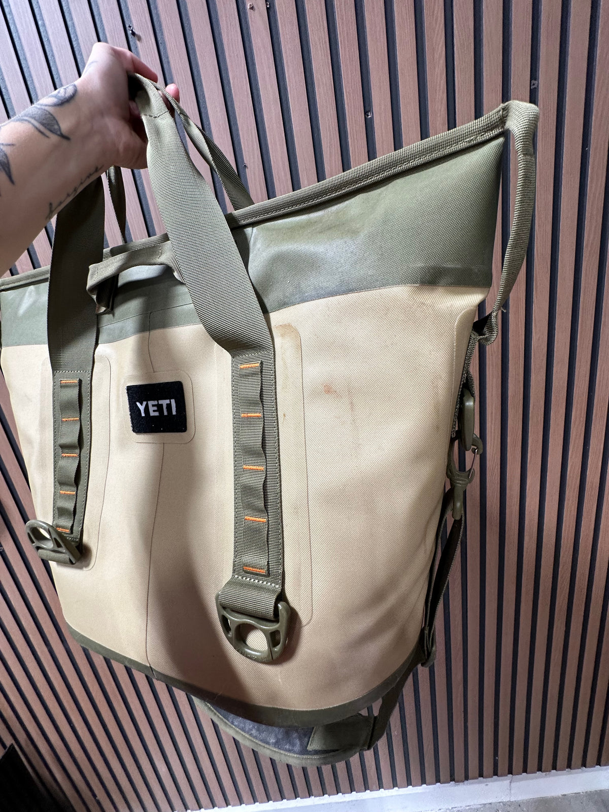 Yeti Hopper Two soft-sided cooler tan/Green