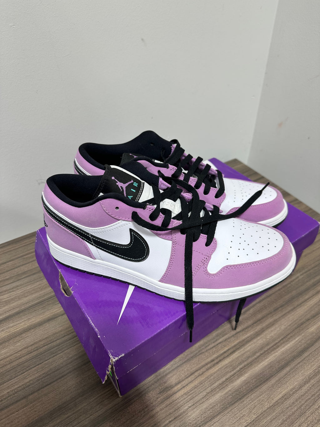 Air Jordan 1 Low SE 'Violet Shock' sneakers sz 13