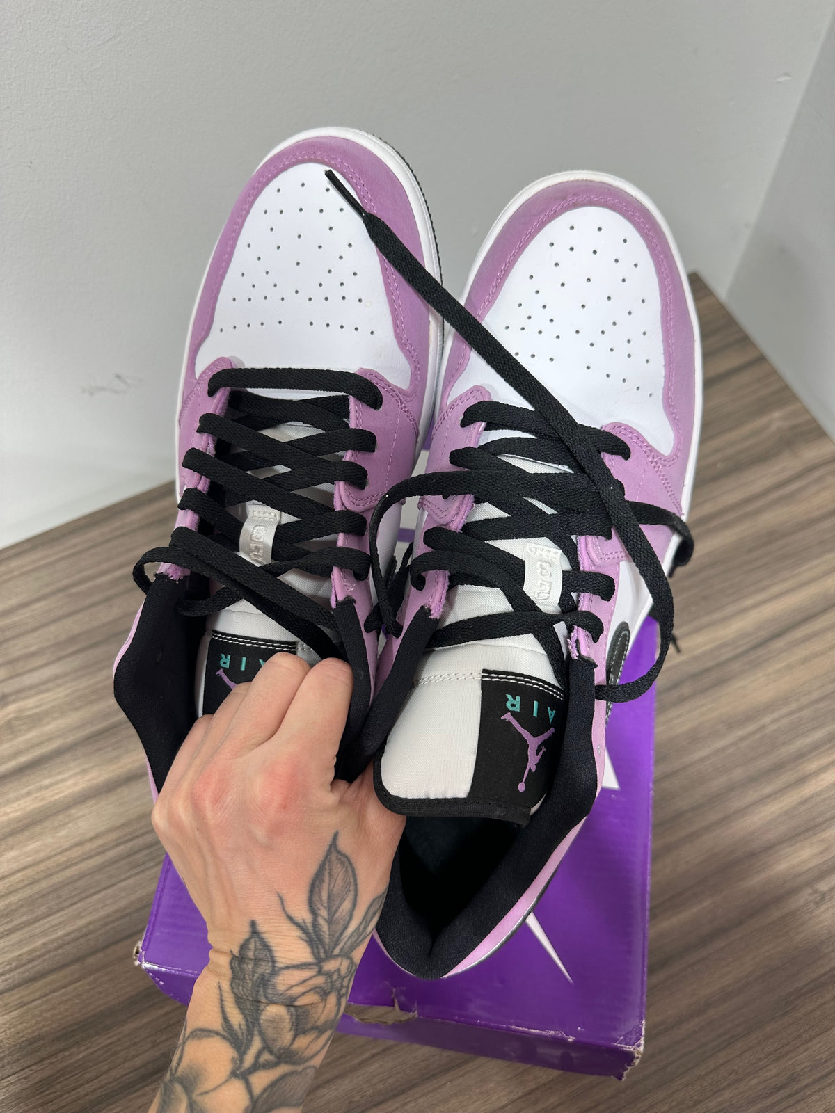 Air Jordan 1 Low SE 'Violet Shock' sneakers sz 13