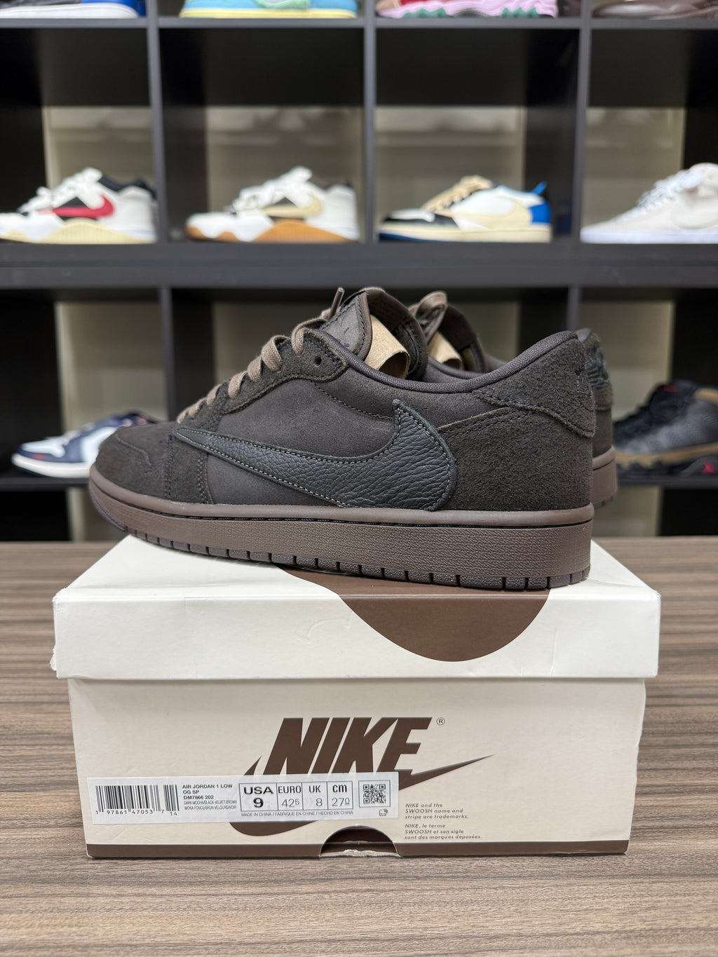 Travis Scott Air Jordan 1 Low Velvet Brown Sz 9