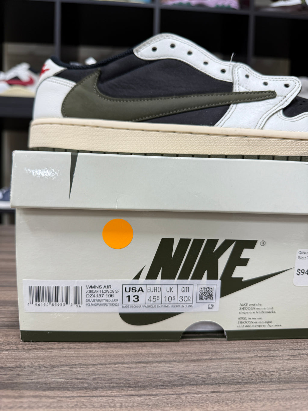 Travis Scott Wmns Air Jordan 1 Low Olive  Sz11.5/W13