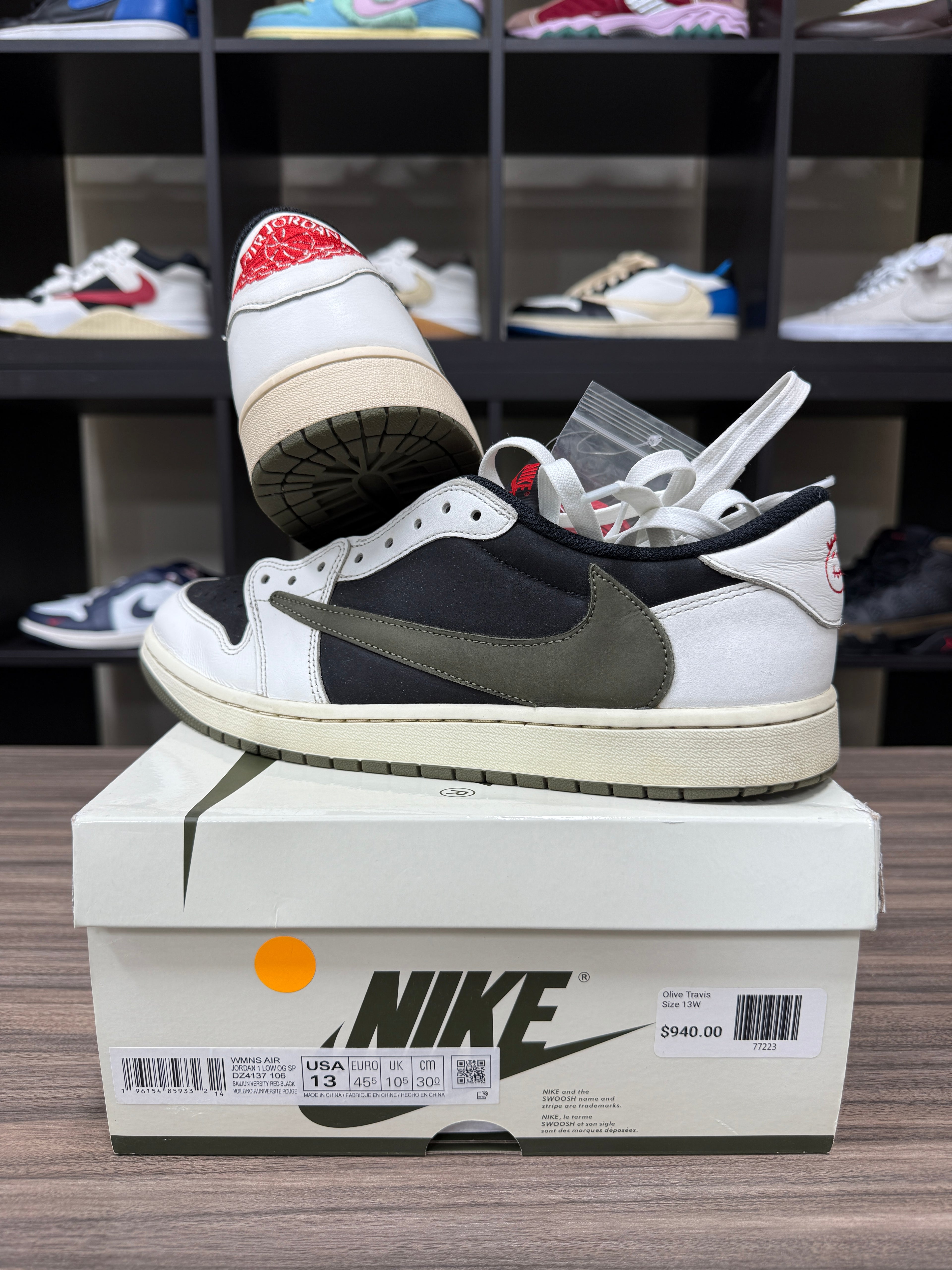 Travis Scott Wmns Air Jordan 1 Low Olive  Sz11.5/W13