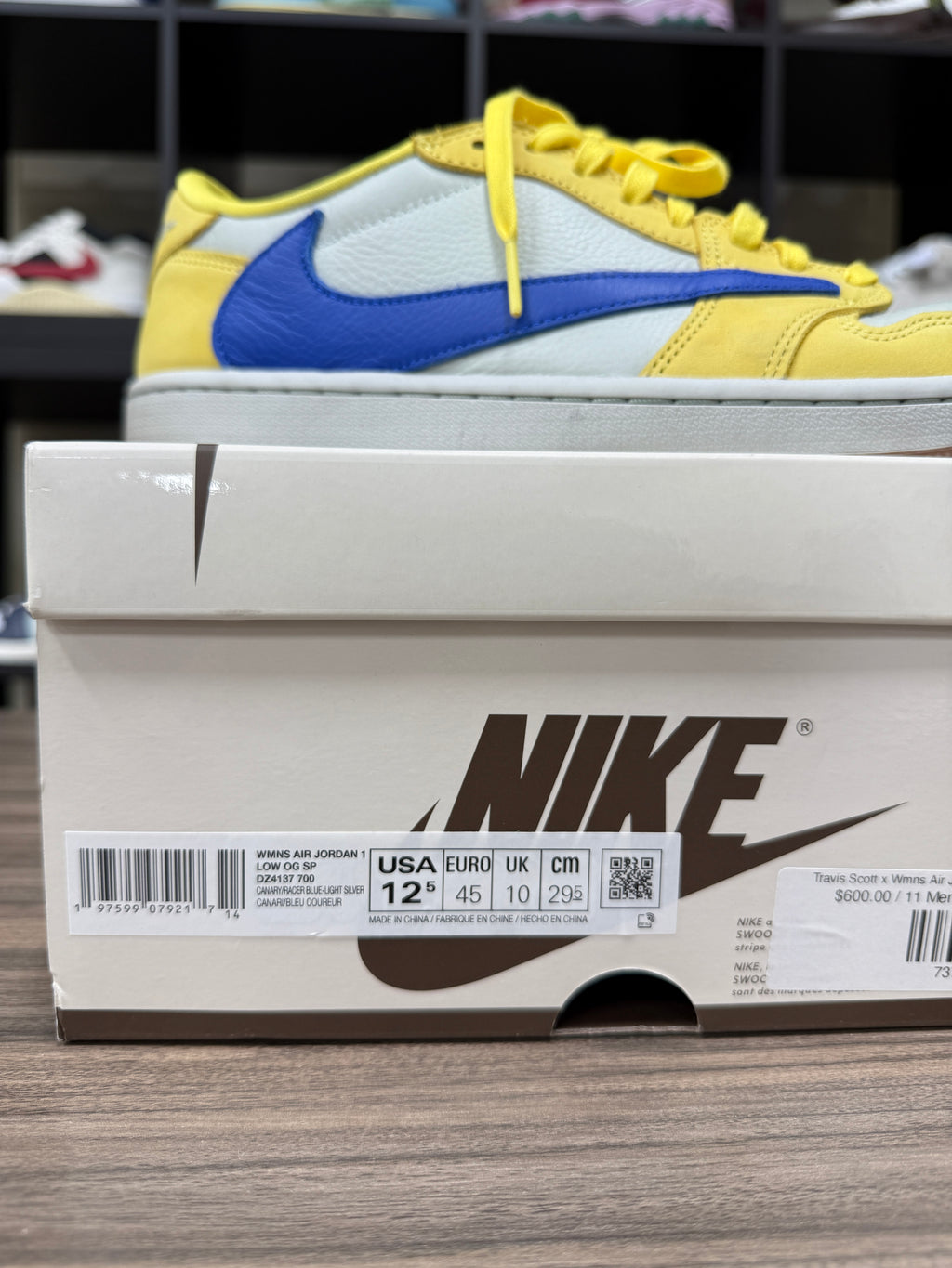 Travis Scott Wmns Jordan 1 Low Canary Mens 11/W12.5