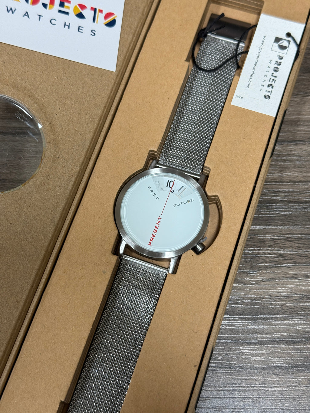 Projects Watch White