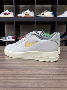 Nike Air Force 1 Low '07 Jewel Pale Vanilla Sz 10