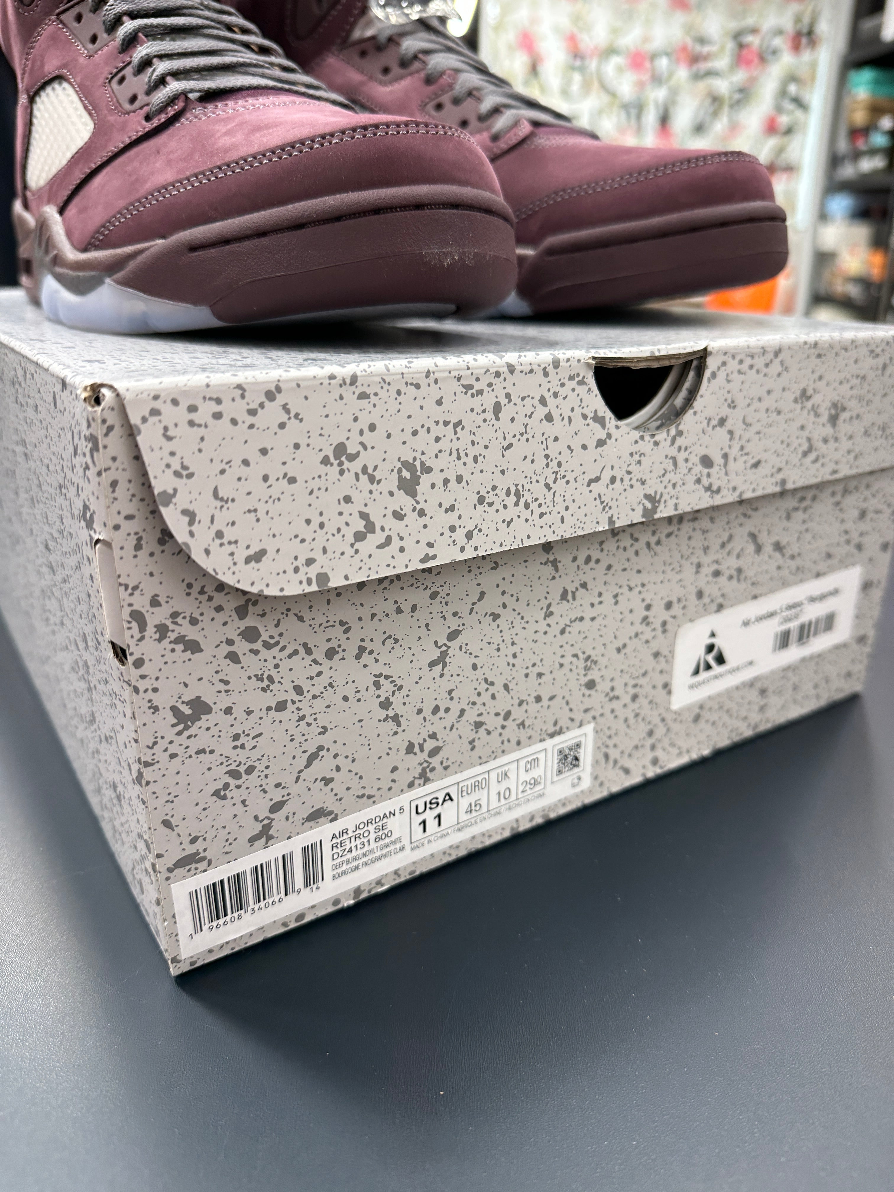 Jordan 5 Retro Burgundy (2023) sz 11
