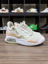 Load image into Gallery viewer, Jordan MA2 Sail Lime Ice Wmns Sz 6
