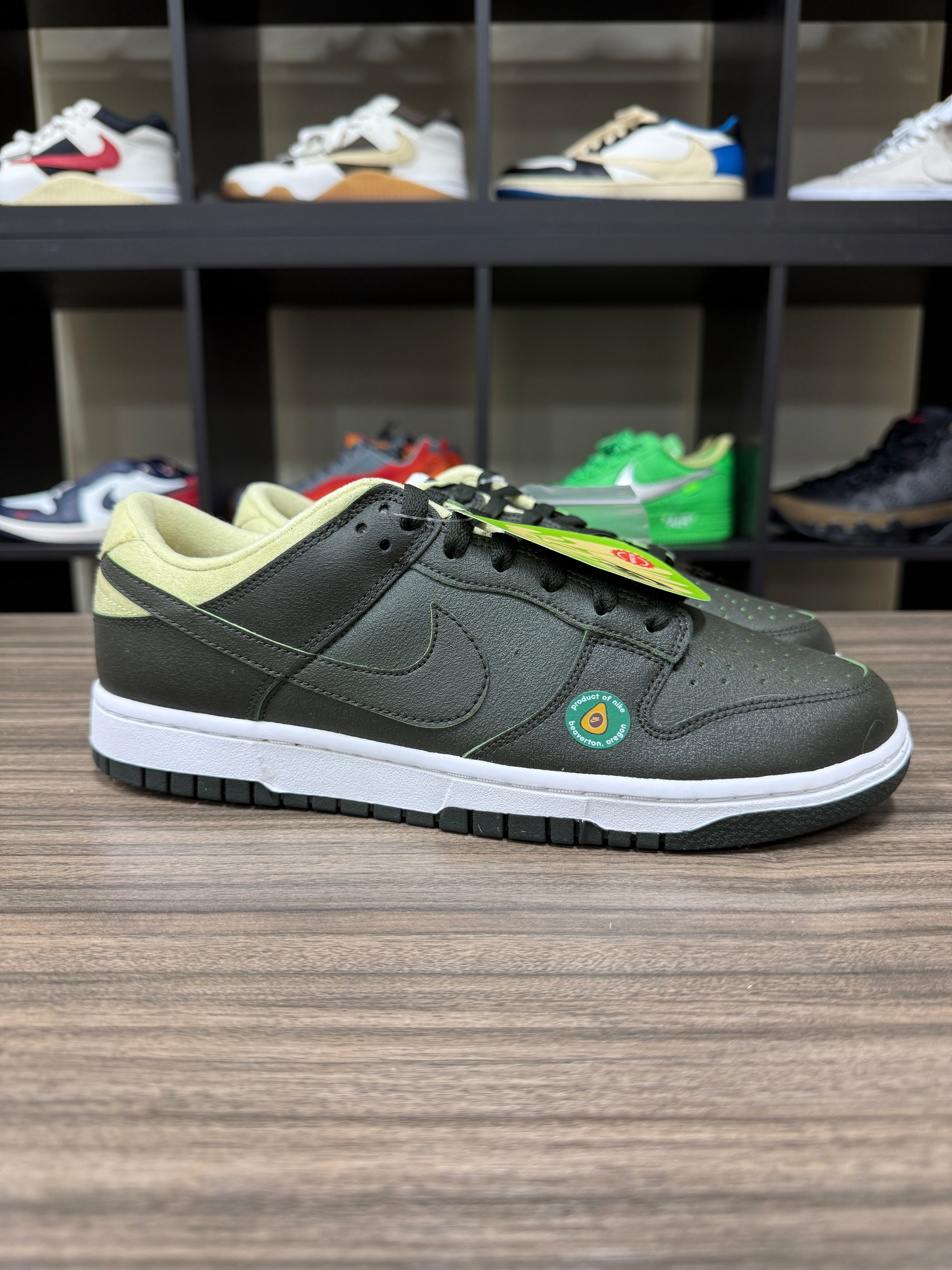 Nike Dunk Low Avocado Sz 10.5