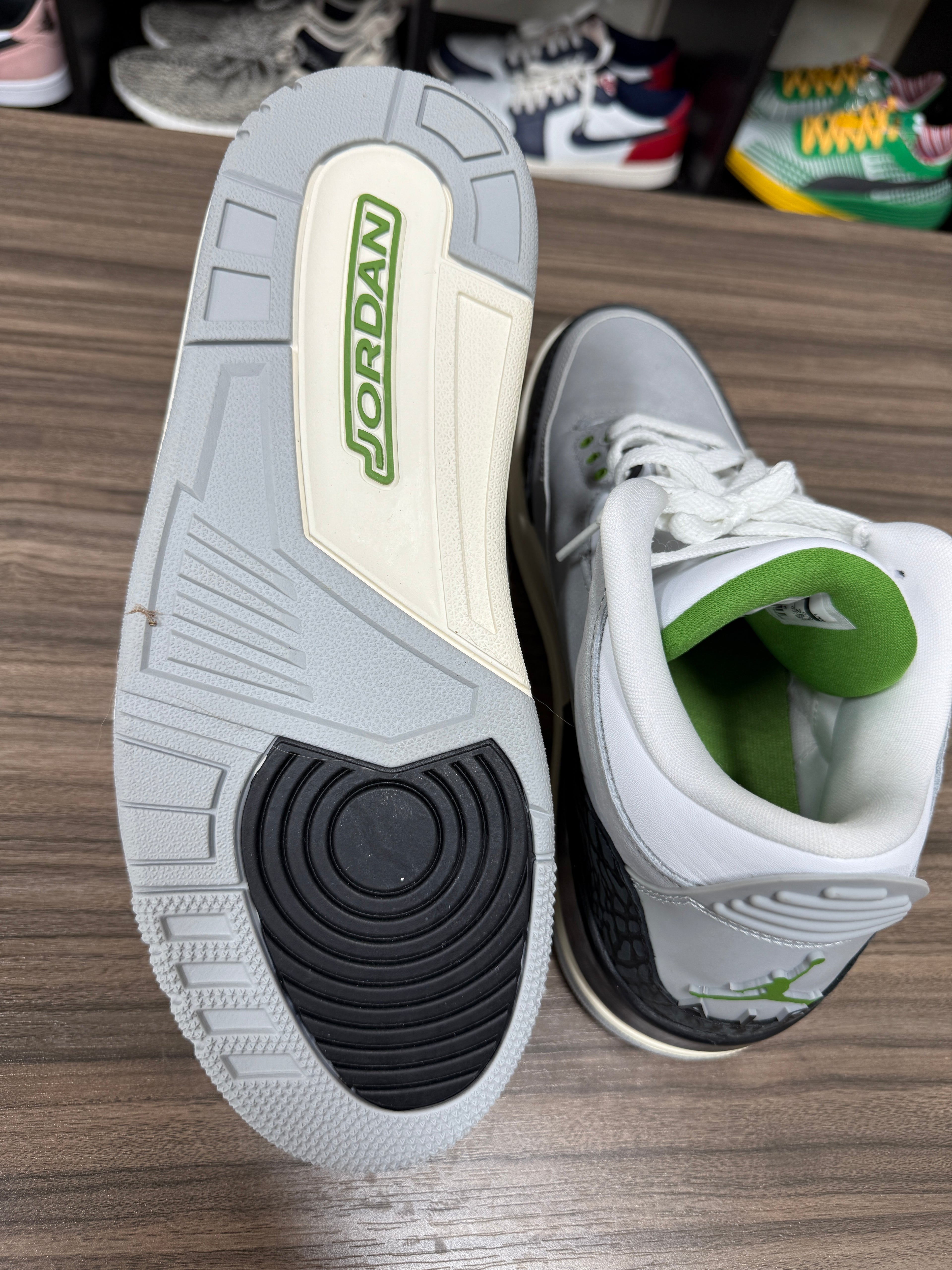 Air Jordan 3 Chlorophyl Sz 10.5 NO BOX