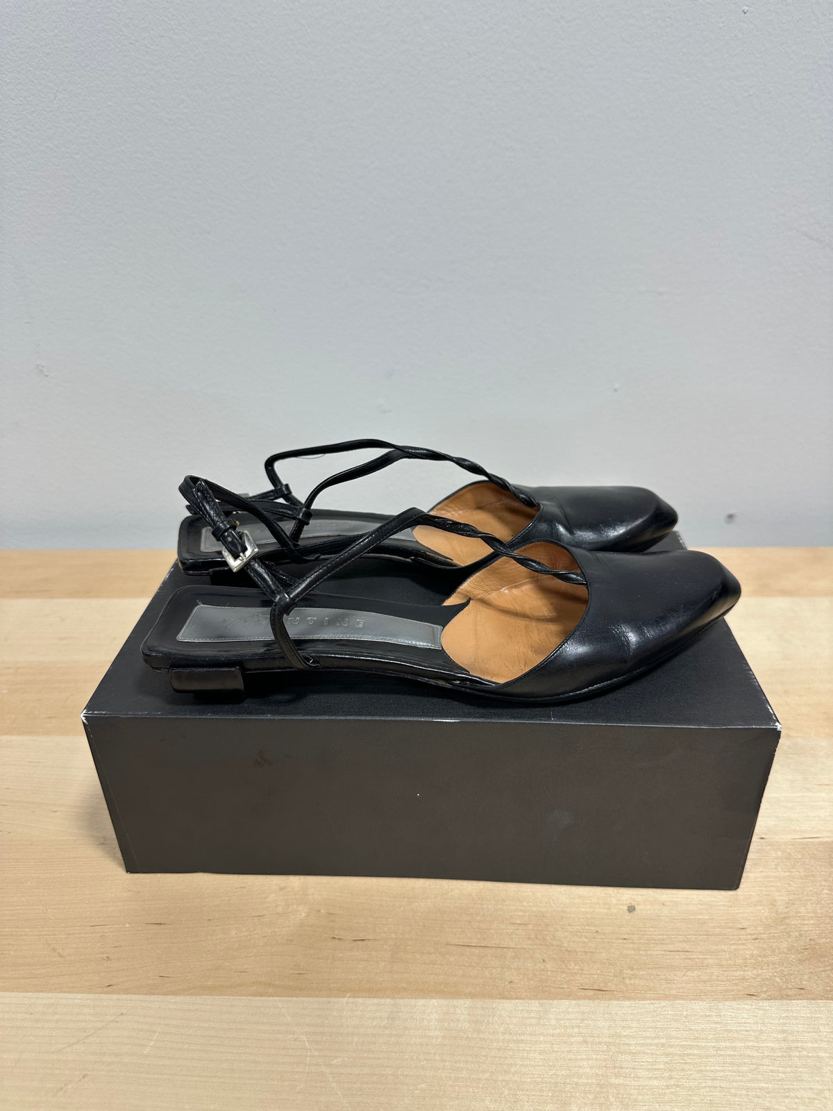 Vintage VALENTINE "PF-KIM" Braided Leather Asymmetrical Slingback Pumps - Black - Size 8 (With Original Box)