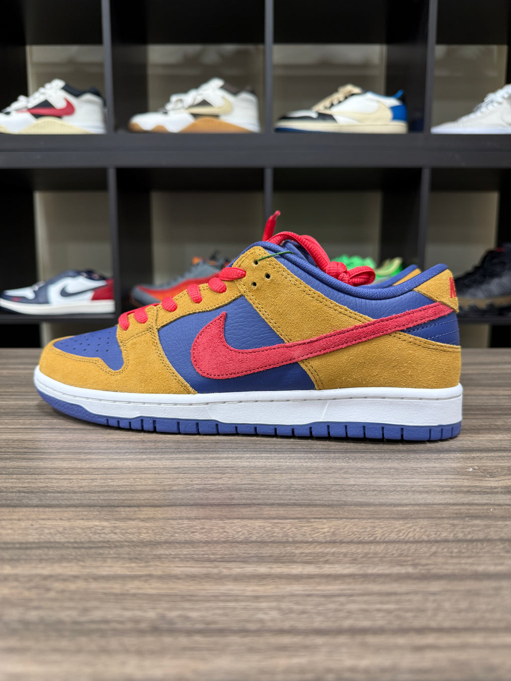 Nike SB Dunk Low Reverse Papa Bear Sz 10.5 NO BOX