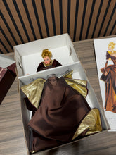 Load image into Gallery viewer, 1996 COUTURE PORTRAIT IN TAFFETA BARBIE! COMPLETE!
