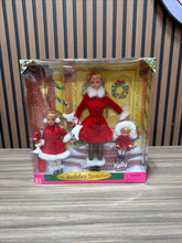 Load image into Gallery viewer, Barbie Holiday Sisters 1999, Kelly &amp; Stacie Doll Set - 23617
