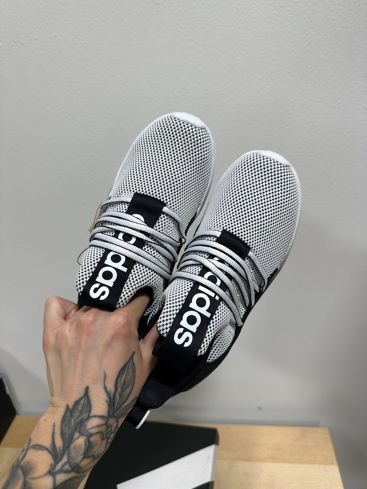NEW Adidas Youth Lite Racer Adapt 7.0 K Slip-On Running Shoes - Knit Black/White - Size 3 (With Original Box)