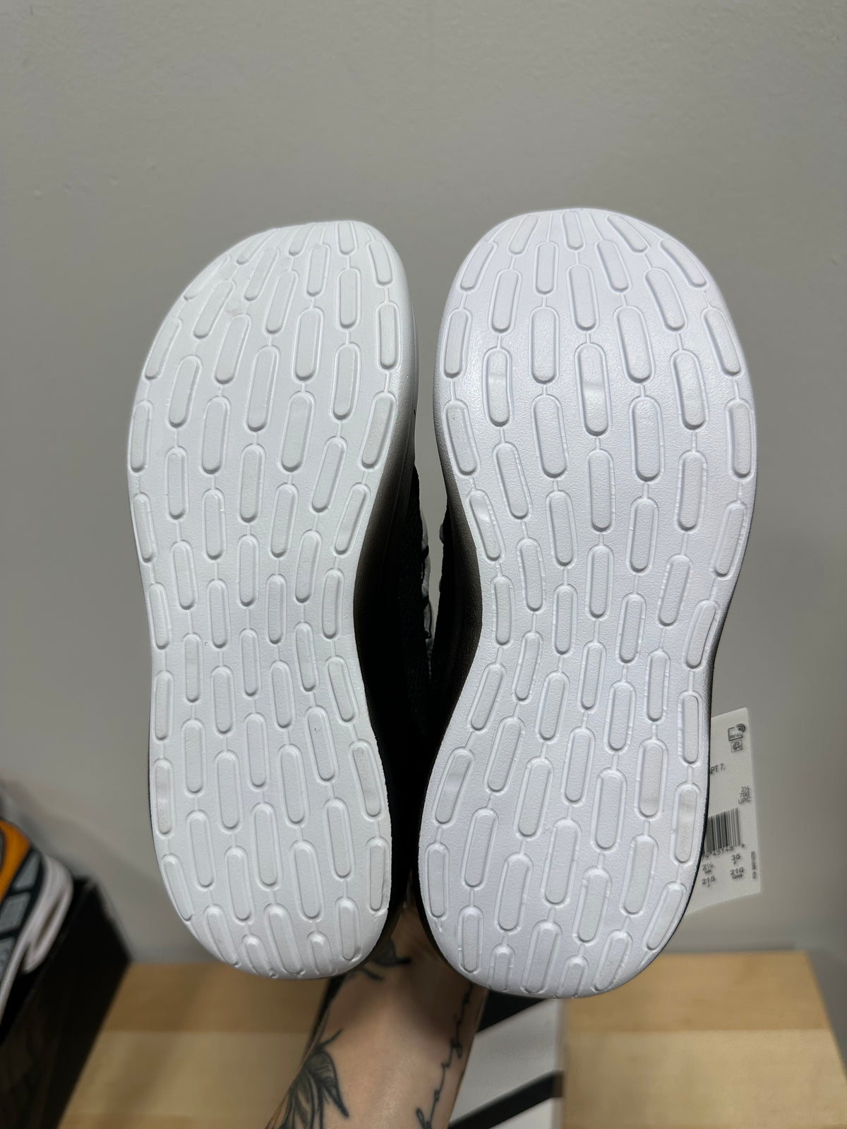 NEW Adidas Youth Lite Racer Adapt 7.0 K Slip-On Running Shoes - Knit Black/White - Size 3 (With Original Box)