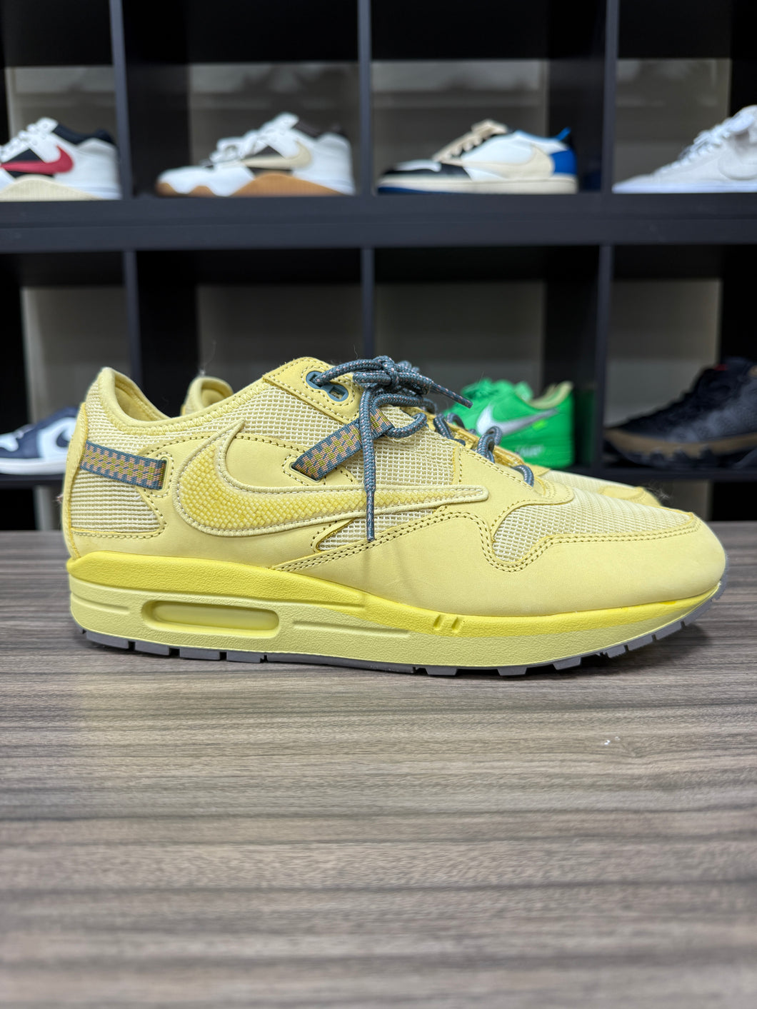 Nike Air Max 1 Travis Scott Cactus Jack Saturn Gold Sz 10.5 NO BOX