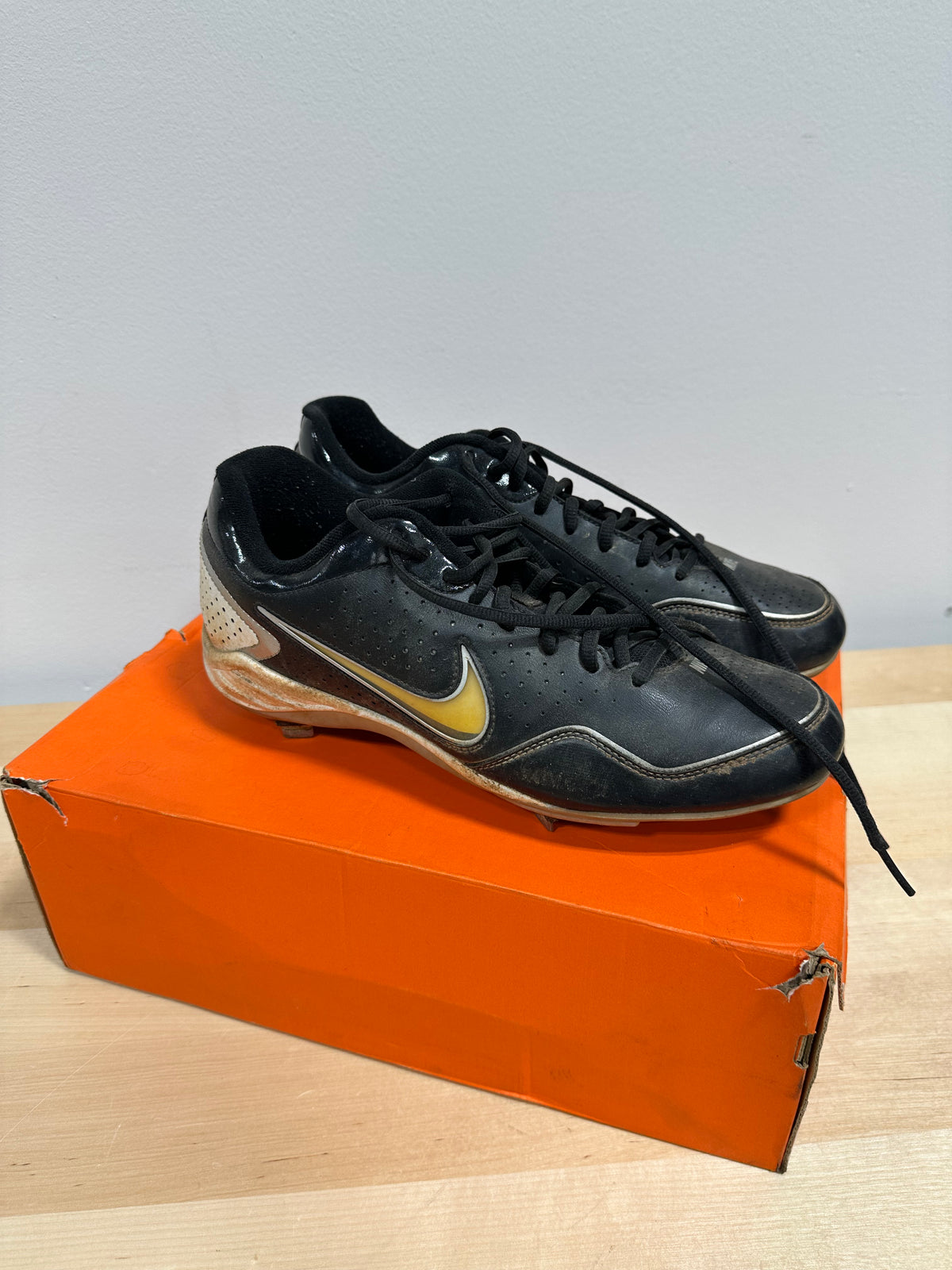 Vintage 2013 Nike Gamer Conversion Metal Baseball Cleats - Black/Metallic Silver - Men's Size 10 (With Original Box)